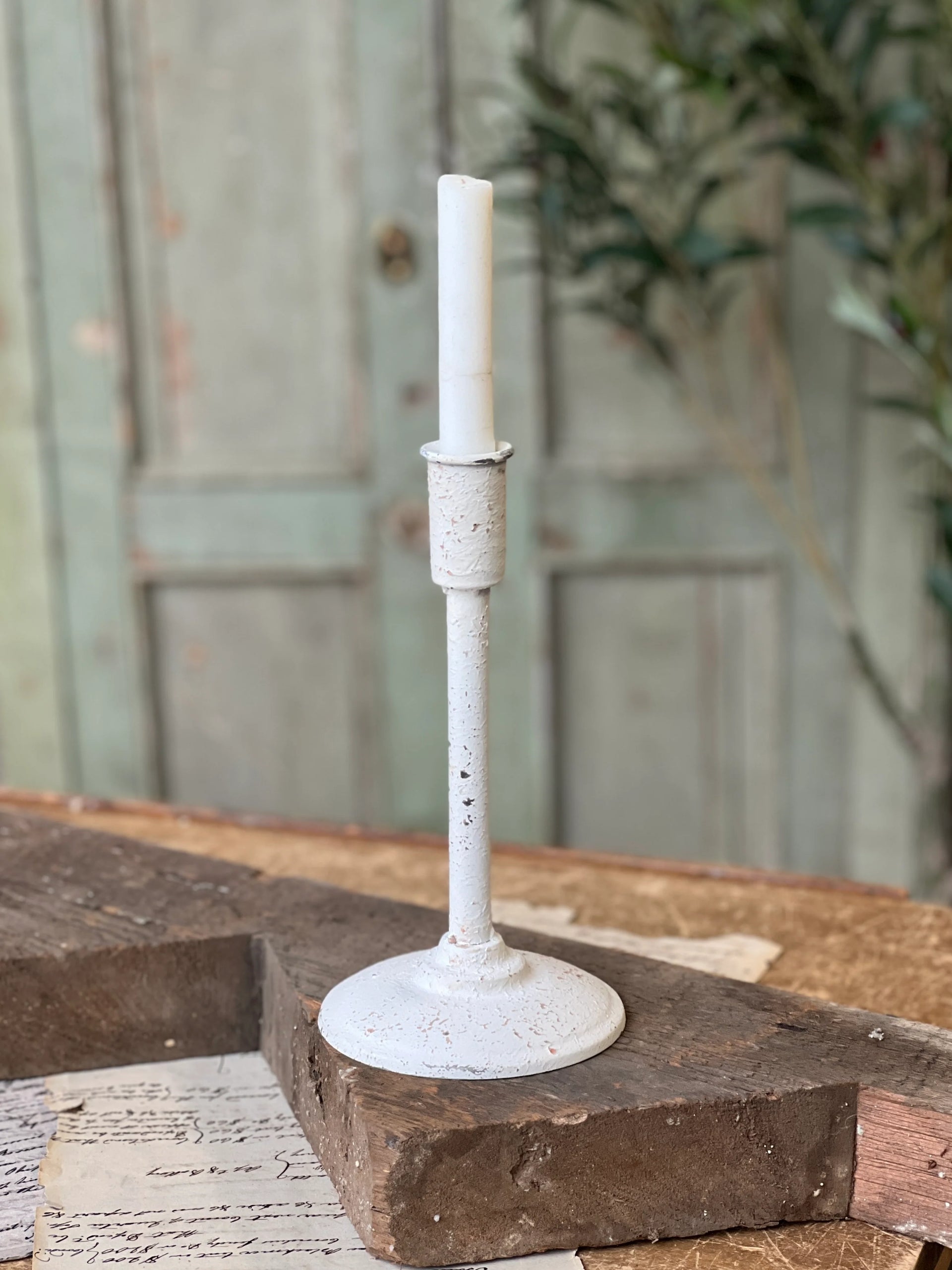 Fable Taper Holder 9"